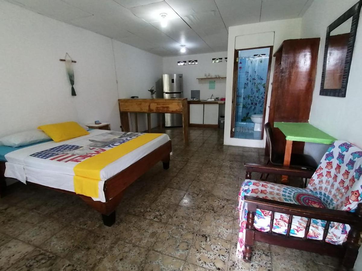 Magic Flower Rooms Cahuita Exterior foto